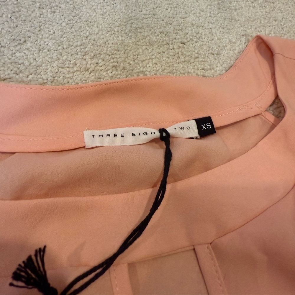 NWT Three Eighty Two Salmon Flowy Longsleeve Blouse Exposed Shoulders Size XS - Picture 3 of 6